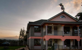 Гостиница Kuniville Guest House  Nyeri